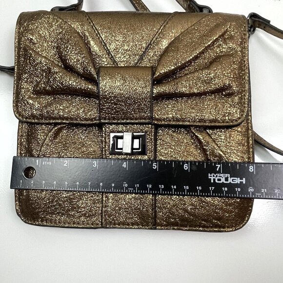 Betsey Johnson Gold Purse Metallic Gold Crossbody Bag With Bow Accent Square Sha - Picture 10 of 11